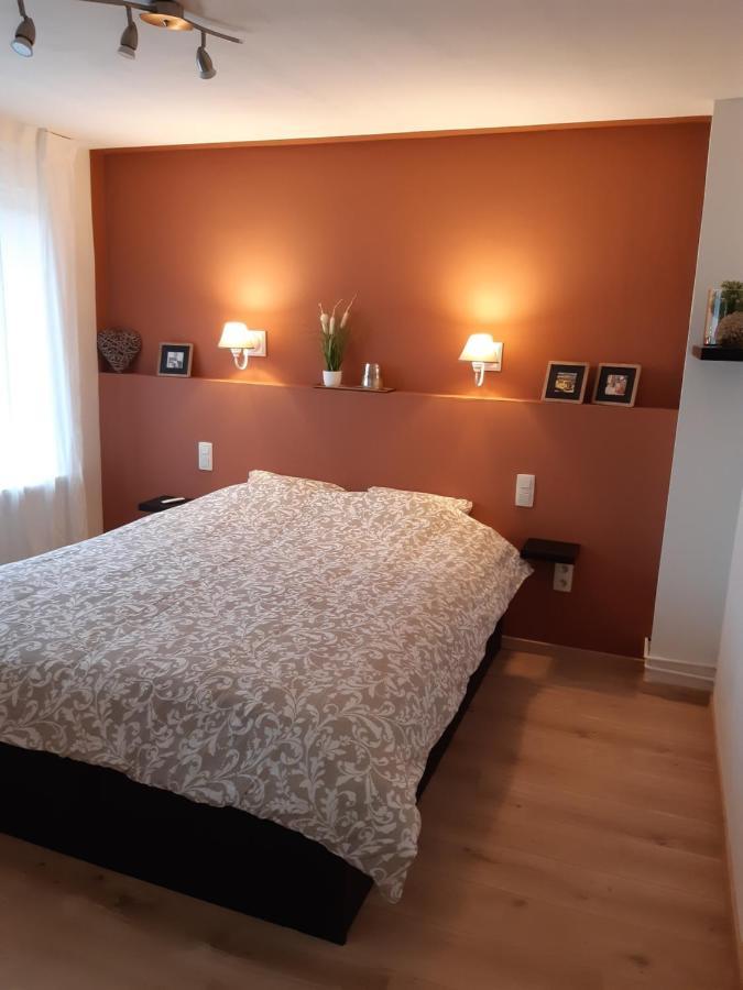 Our Lily House, Een Gezellig Familiehuis In Rustige Omgeving Villa Брюж Екстериор снимка